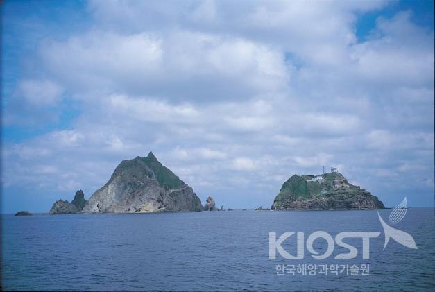 독도, 조선시대에 찾으려고 했던 미지의 섬이 독도라는 설이 있다. 의 사진