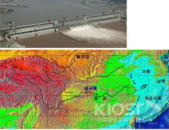 장강의 산샤댐 위치 및 댐 보습 그리고 장강 저염수의 이동 경로도 의 사진