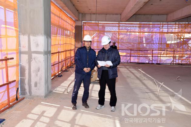 제2차 직원 부산 신청사 건설현장 방문 의 사진