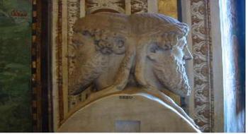 야누스, 로마 신화 속에 등장하는 두얼굴의 신으로 이중성을 가진다. 의 사진